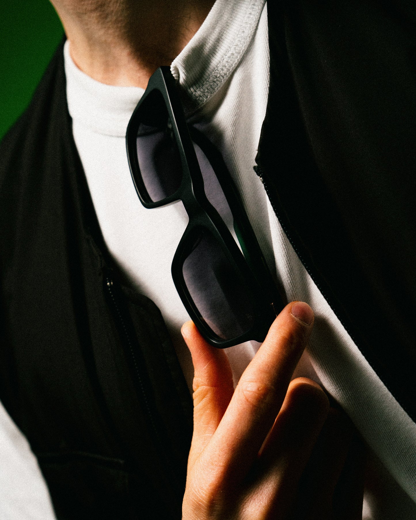 sonnenbrille-2000-schwarz-accessoires